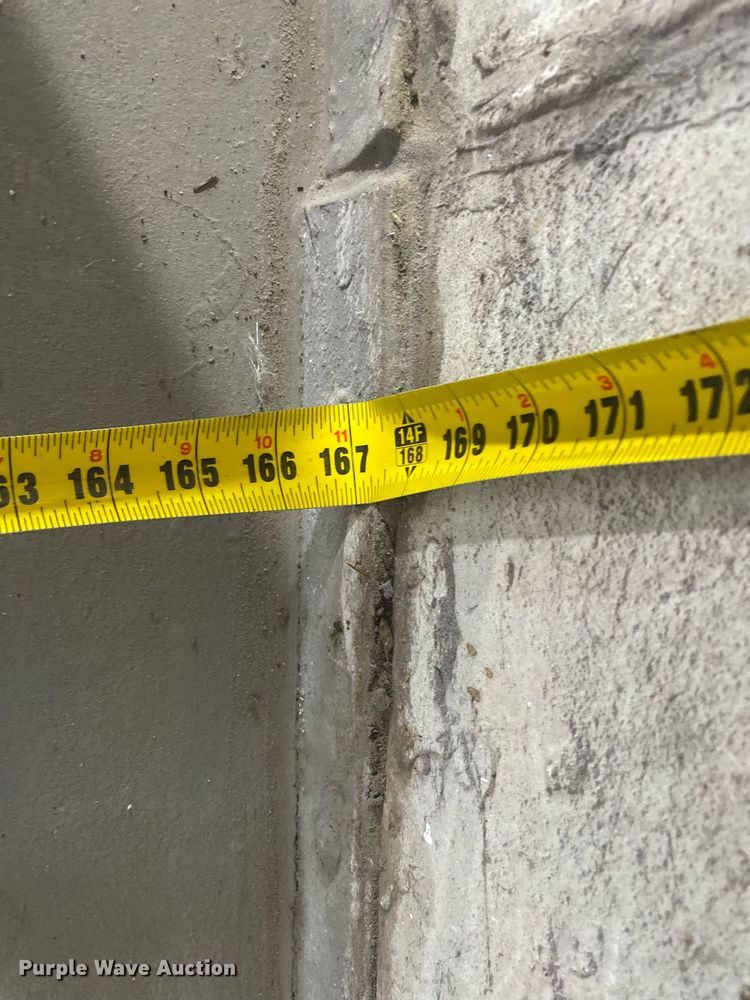 image for item DL7167 Paint Booth