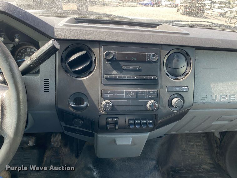 image for item DL7168 2012 Ford F550 Super Duty  flatbed truck