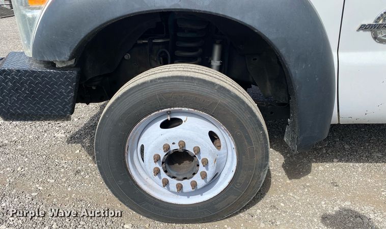 image for item DL7168 2012 Ford F550 Super Duty  flatbed truck