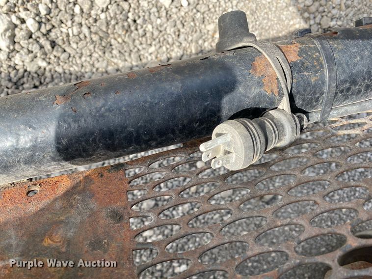 image for item DL7168 2012 Ford F550 Super Duty  flatbed truck