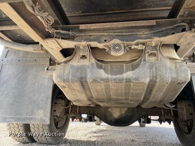 image for item DL7168 2012 Ford F550 Super Duty  flatbed truck