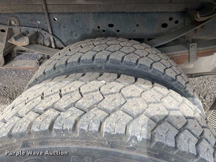 image for item DL7168 2012 Ford F550 Super Duty  flatbed truck