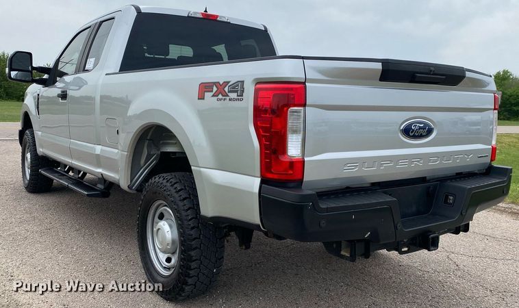 image for item DL7169 2019 Ford F250 Super Duty  SuperCab pickup truck