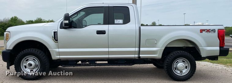 image for item DL7169 2019 Ford F250 Super Duty  SuperCab pickup truck