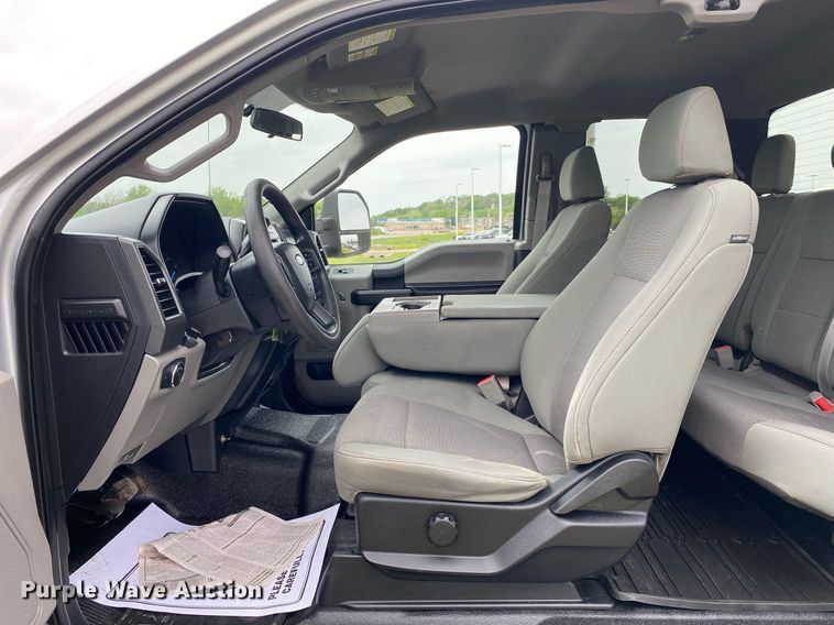 image for item DL7169 2019 Ford F250 Super Duty  SuperCab pickup truck