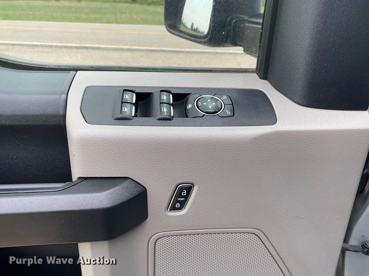 image for item DL7169 2019 Ford F250 Super Duty  SuperCab pickup truck