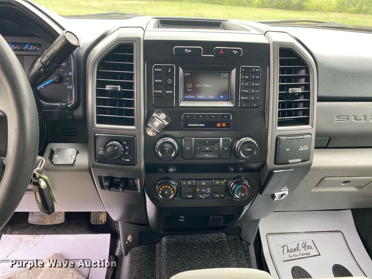 image for item DL7169 2019 Ford F250 Super Duty  SuperCab pickup truck