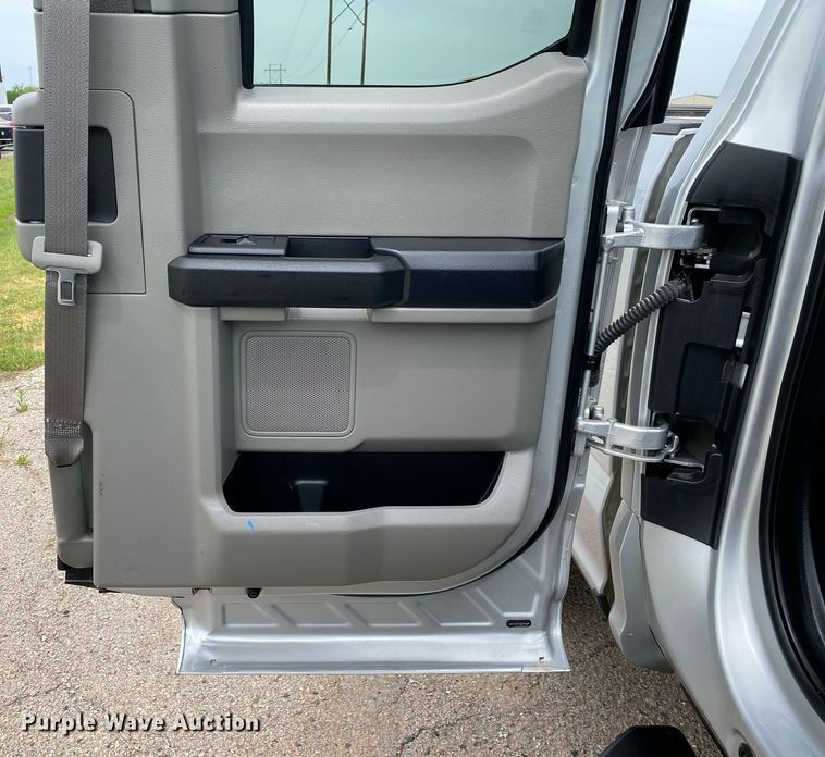 image for item DL7169 2019 Ford F250 Super Duty  SuperCab pickup truck