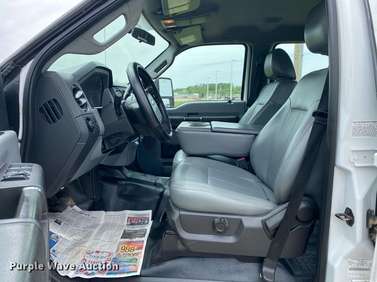 image for item DL7170 2012 Ford F450 Super Duty  Crew Cab flatbed truck