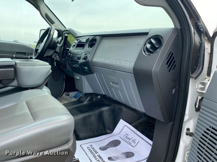 image for item DL7170 2012 Ford F450 Super Duty  Crew Cab flatbed truck