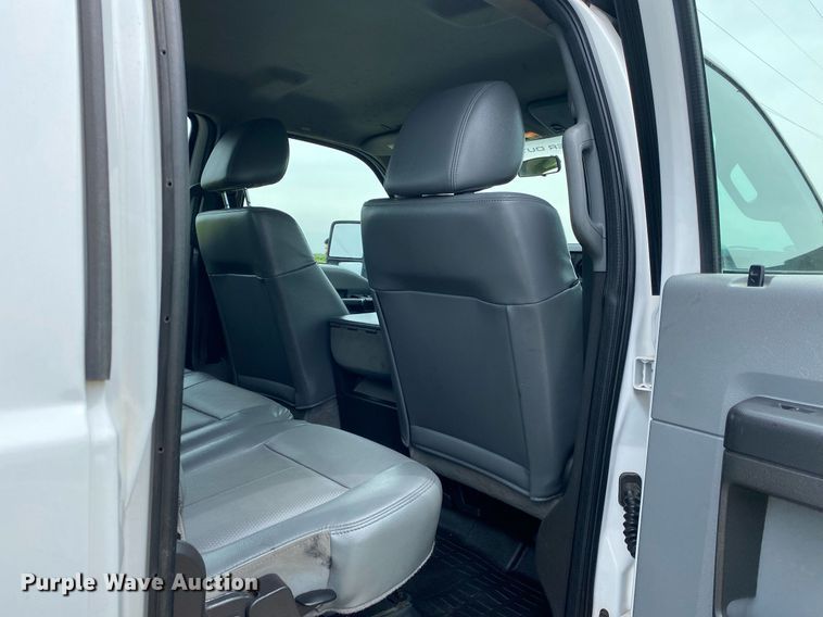 image for item DL7170 2012 Ford F450 Super Duty  Crew Cab flatbed truck