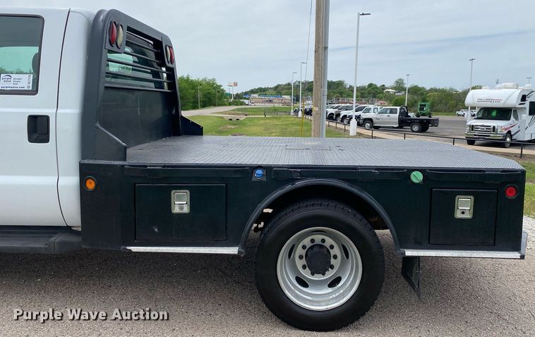 image for item DL7170 2012 Ford F450 Super Duty  Crew Cab flatbed truck