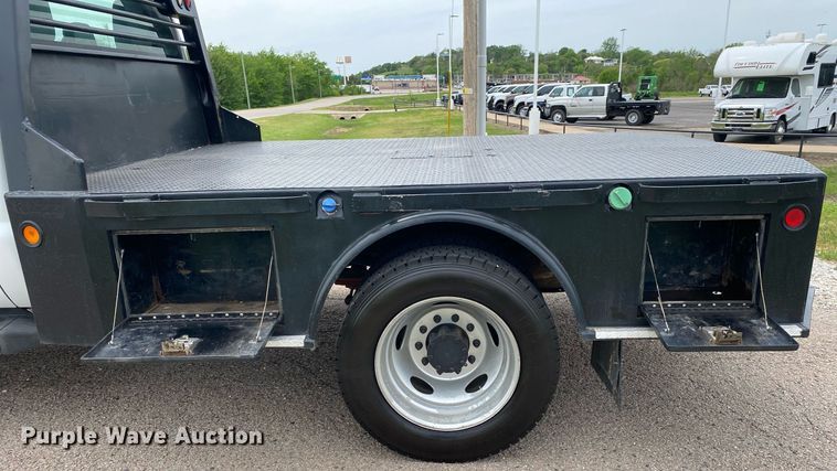 image for item DL7170 2012 Ford F450 Super Duty  Crew Cab flatbed truck