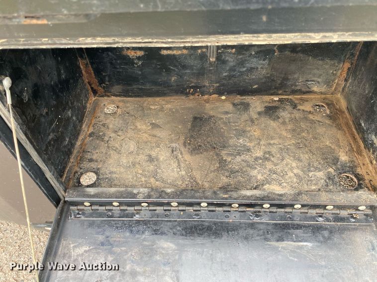 image for item DL7170 2012 Ford F450 Super Duty  Crew Cab flatbed truck