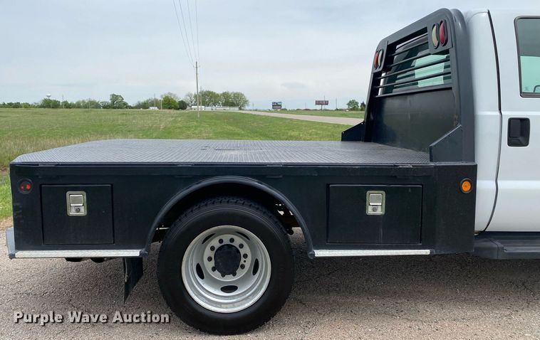 image for item DL7170 2012 Ford F450 Super Duty  Crew Cab flatbed truck