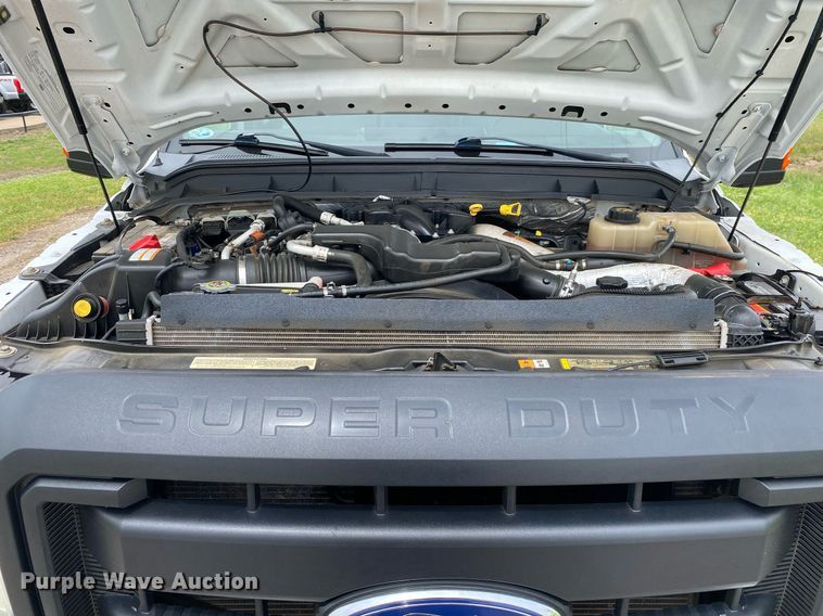 image for item DL7170 2012 Ford F450 Super Duty  Crew Cab flatbed truck