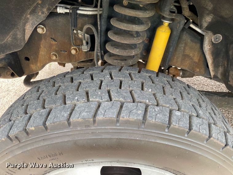 image for item DL7170 2012 Ford F450 Super Duty  Crew Cab flatbed truck