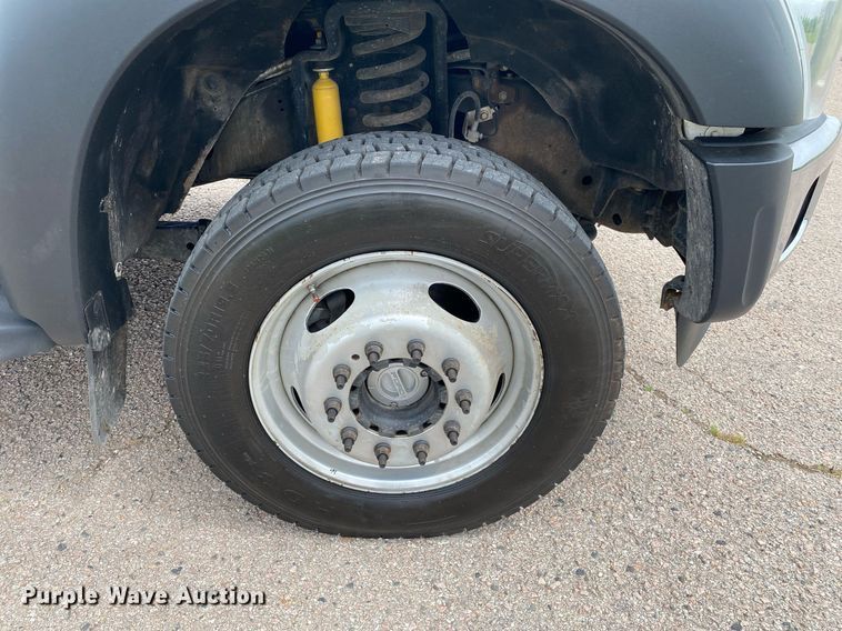 image for item DL7170 2012 Ford F450 Super Duty  Crew Cab flatbed truck