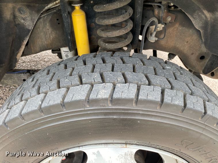 image for item DL7170 2012 Ford F450 Super Duty  Crew Cab flatbed truck