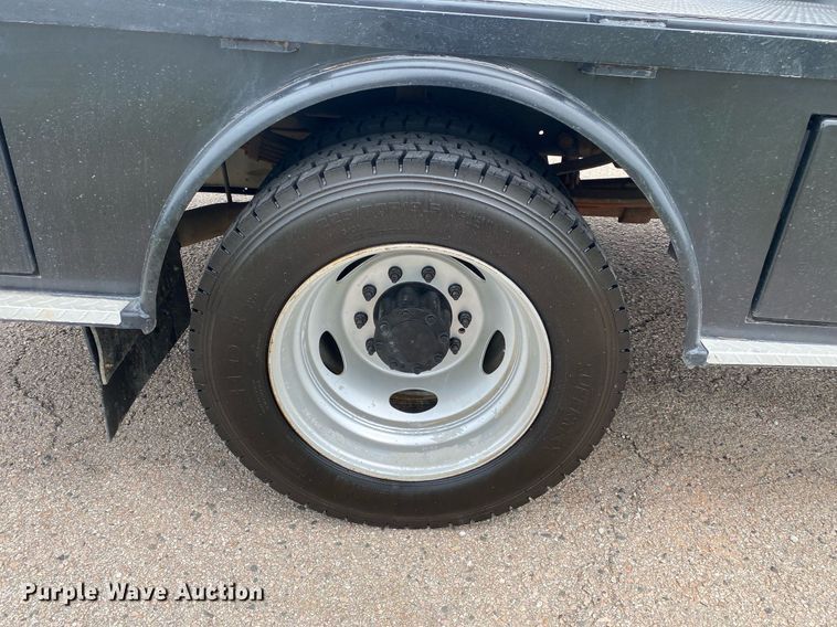 image for item DL7170 2012 Ford F450 Super Duty  Crew Cab flatbed truck