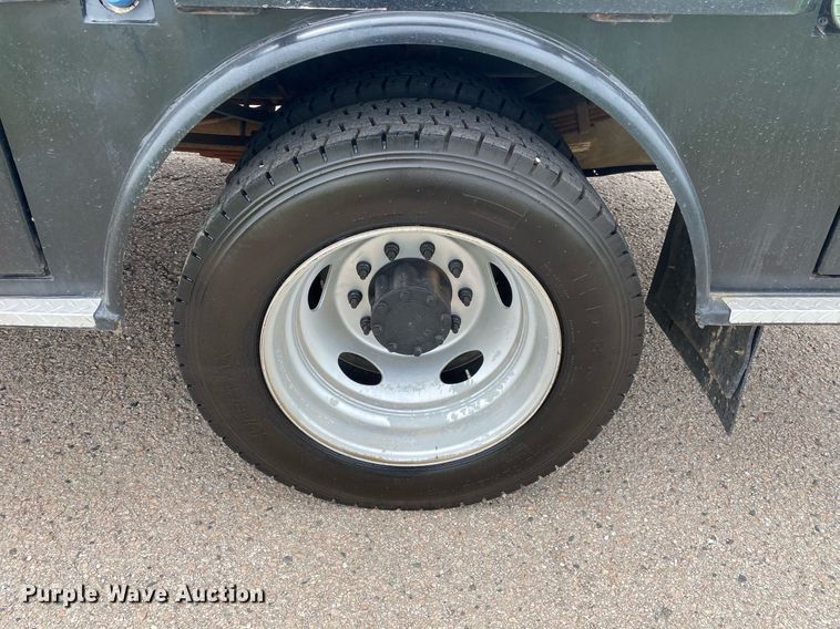 image for item DL7170 2012 Ford F450 Super Duty  Crew Cab flatbed truck