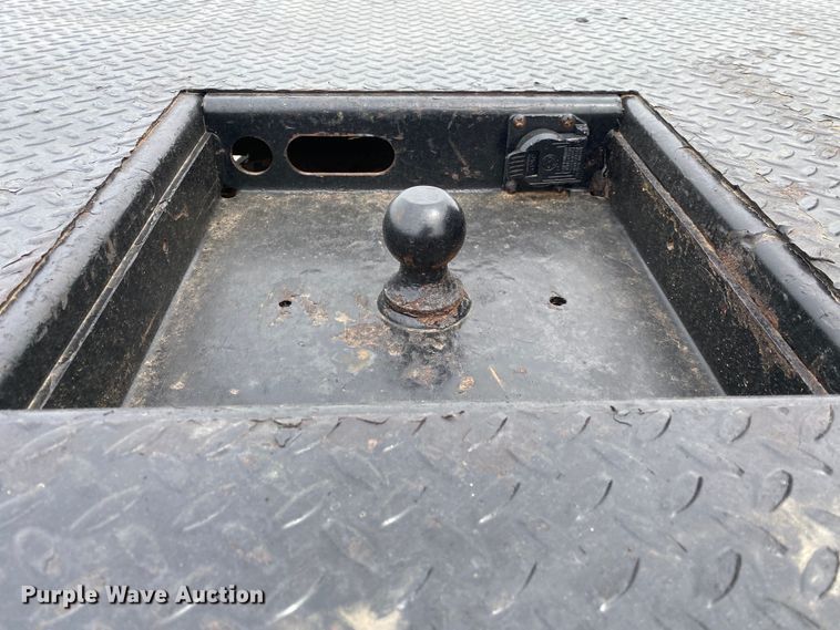 image for item DL7171 2019 Ford F250 Super Duty  Crew Cab flatbed pickup truck