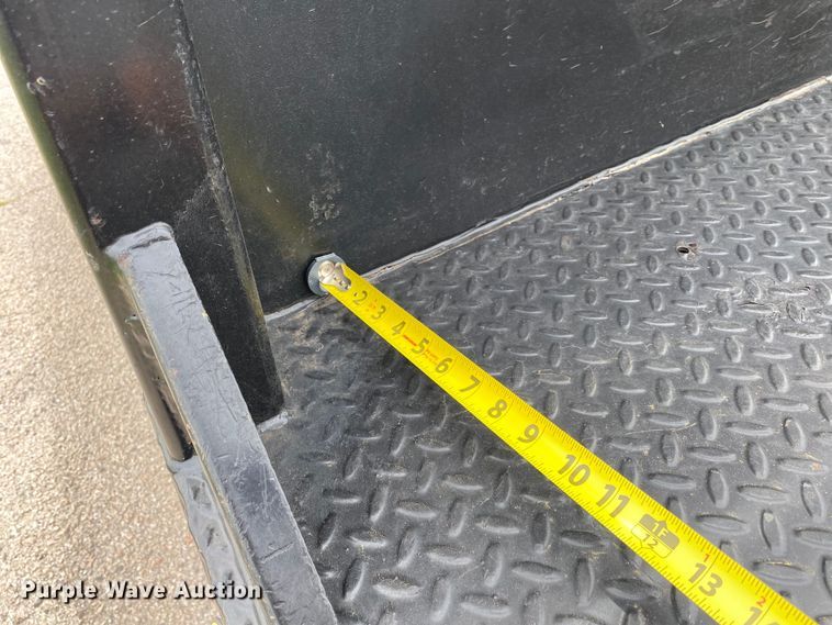 image for item DL7171 2019 Ford F250 Super Duty  Crew Cab flatbed pickup truck