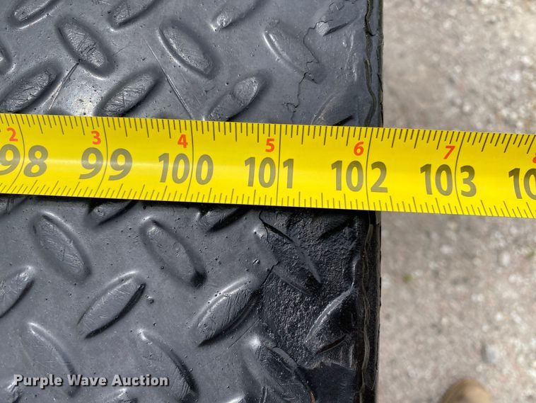 image for item DL7171 2019 Ford F250 Super Duty  Crew Cab flatbed pickup truck