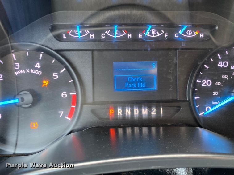 image for item DL7171 2019 Ford F250 Super Duty  Crew Cab flatbed pickup truck