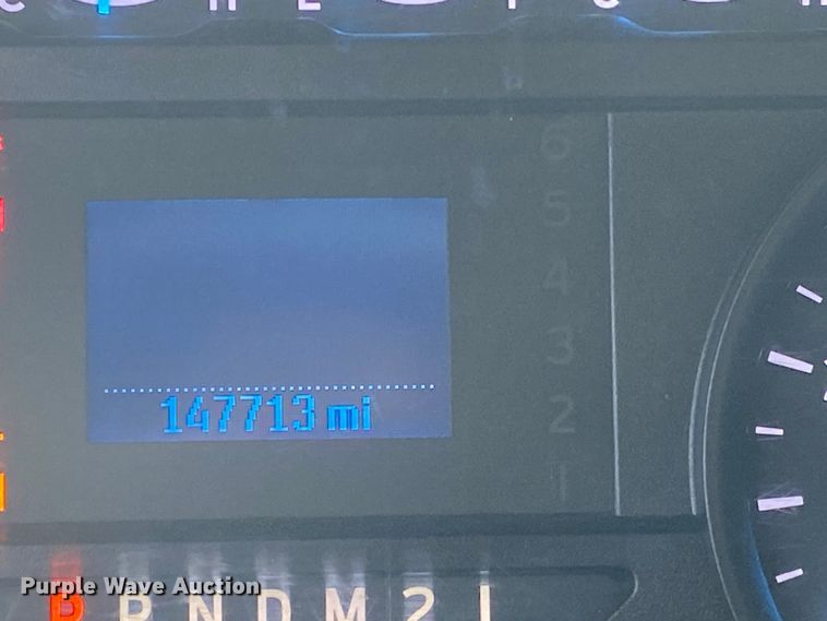 image for item DL7171 2019 Ford F250 Super Duty  Crew Cab flatbed pickup truck