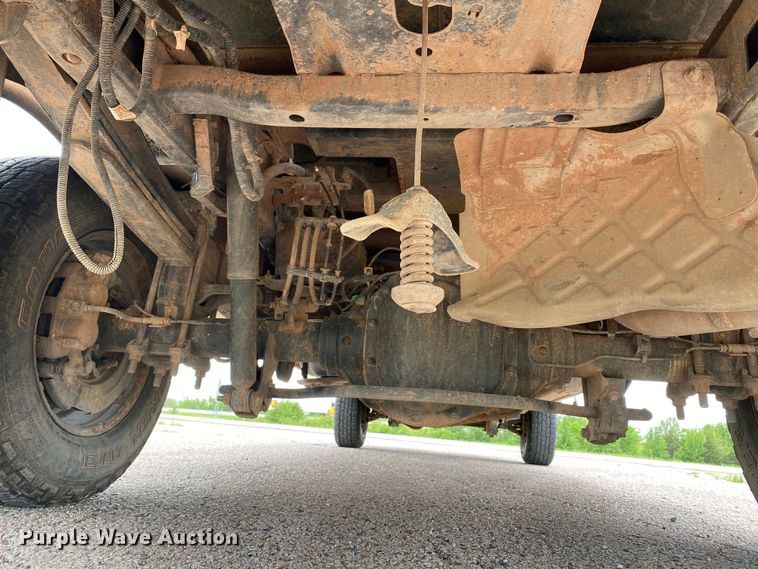 image for item DL7171 2019 Ford F250 Super Duty  Crew Cab flatbed pickup truck