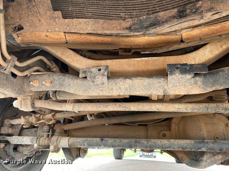 image for item DL7171 2019 Ford F250 Super Duty  Crew Cab flatbed pickup truck