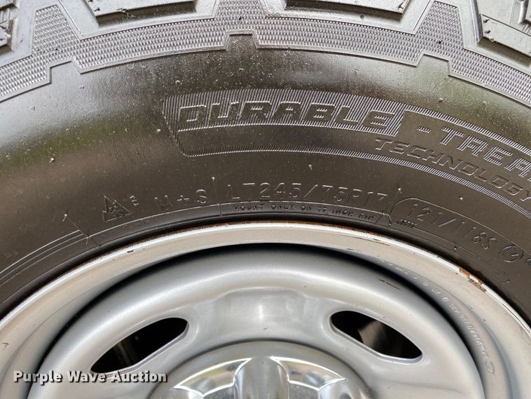 image for item DL7171 2019 Ford F250 Super Duty  Crew Cab flatbed pickup truck