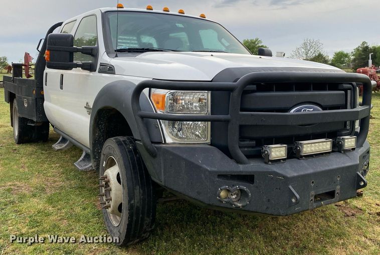 image for item DL7172 2013 Ford F550  Crew Cab bale bed pickup truck