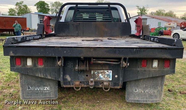 image for item DL7172 2013 Ford F550  Crew Cab bale bed pickup truck