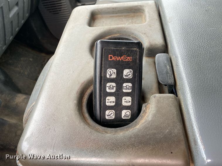 image for item DL7172 2013 Ford F550  Crew Cab bale bed pickup truck