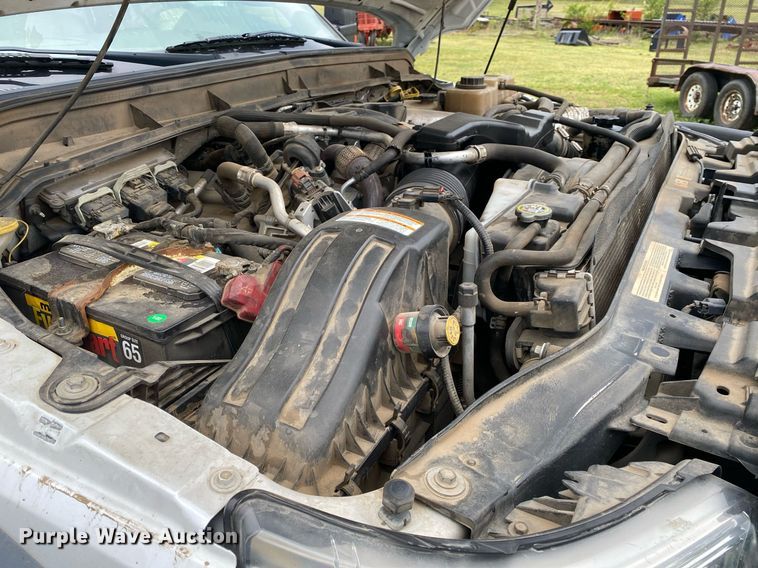 image for item DL7172 2013 Ford F550  Crew Cab bale bed pickup truck