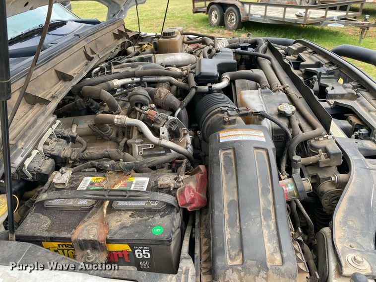 image for item DL7172 2013 Ford F550  Crew Cab bale bed pickup truck