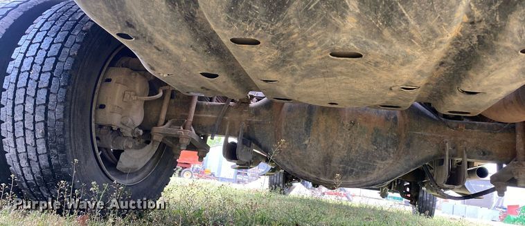 image for item DL7172 2013 Ford F550  Crew Cab bale bed pickup truck