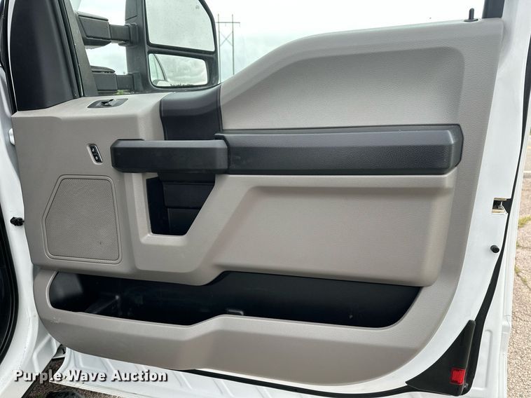 image for item DL7177 2019 Ford F250 Super Duty XL  SuperCab pickup truck