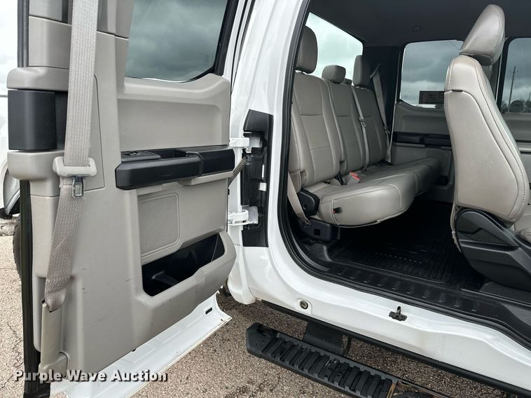 image for item DL7177 2019 Ford F250 Super Duty XL  SuperCab pickup truck