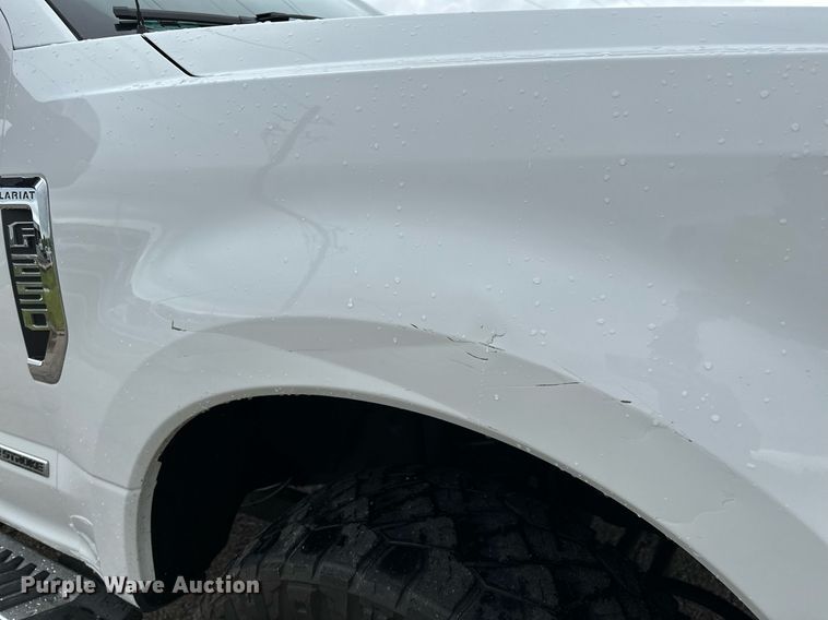 image for item DL7178 2019 Ford F250 Super Duty Lariat  Crew Cab pickup truck