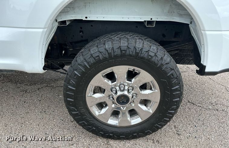 image for item DL7178 2019 Ford F250 Super Duty Lariat  Crew Cab pickup truck