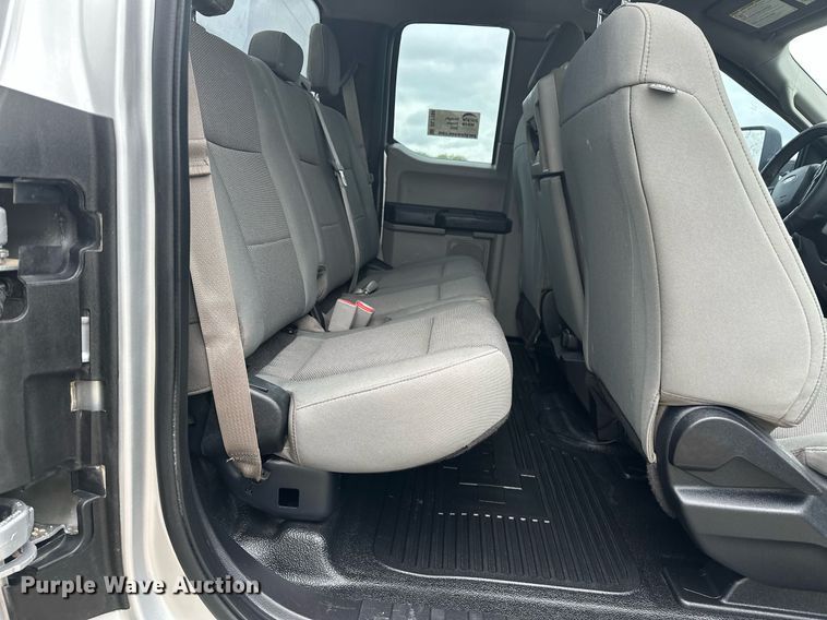 image for item DL7180 2017 Ford F250  Super Duty  SuperCab pickup truck