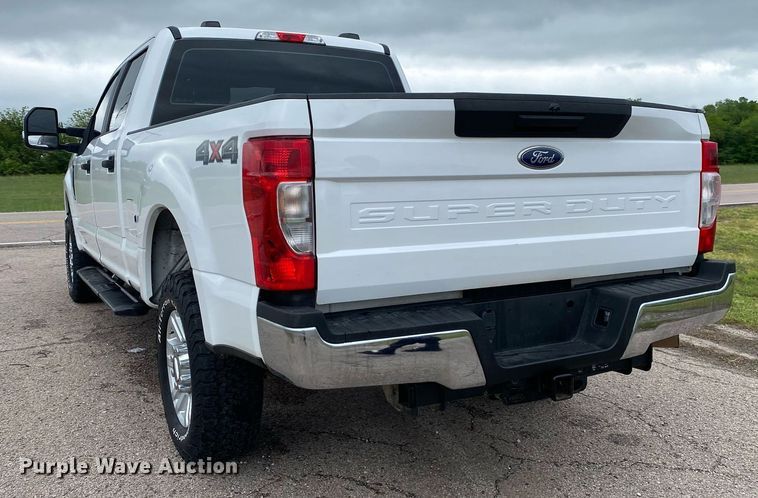 image for item DL7184 2020 Ford F250  Super Duty  Crew Cab pickup truck