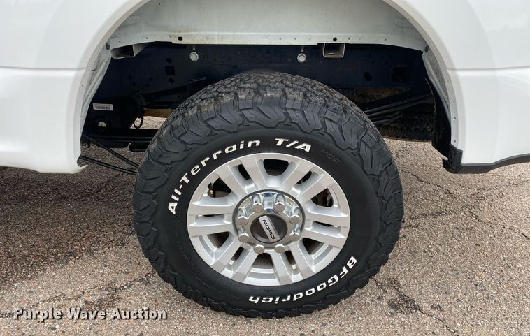 image for item DL7184 2020 Ford F250  Super Duty  Crew Cab pickup truck