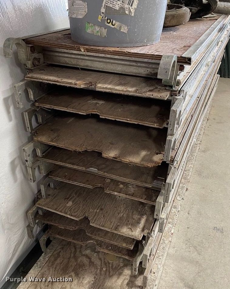 image for item DM4960 Scaffolding