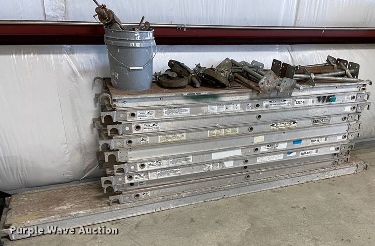 image for item DM4960 Scaffolding