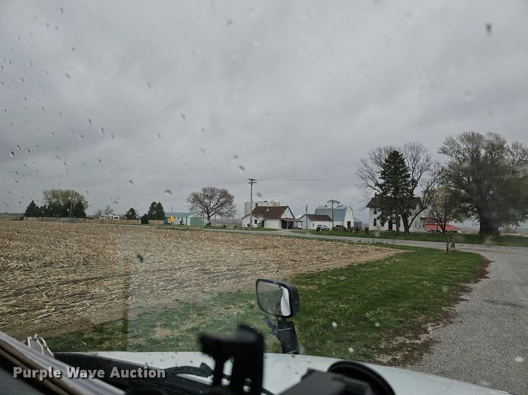 image for item DO4349 2015 Freightliner Cascadia Evolution  semi truck