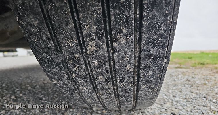 image for item DO4349 2015 Freightliner Cascadia Evolution  semi truck